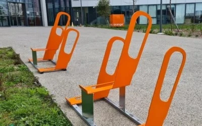 Installation parkings à vélos pour Orange Tolosa à Toulouse par LOQY
